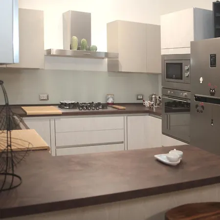 Montalcini 3 * カパーチ